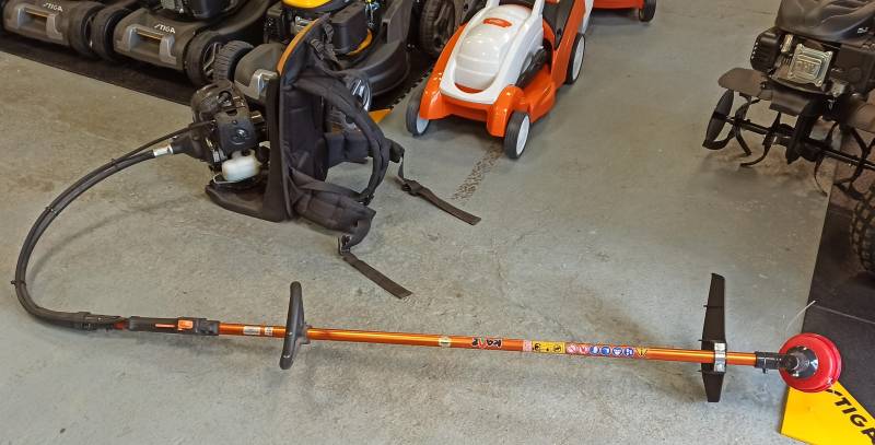 LOCATION DEBROUSSAILLEUSE A DOS PROCHE EU-LE TREPORT 76