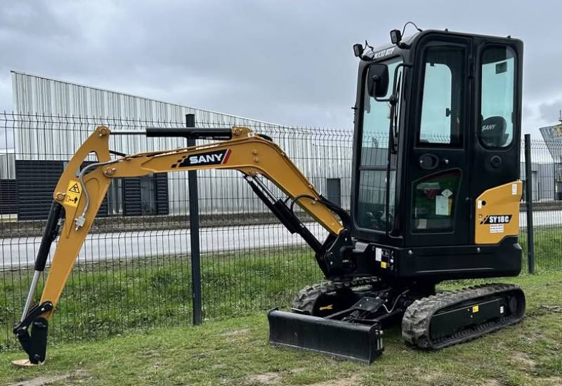 Vente de mini-pelle de marque Sany sur Dieppe